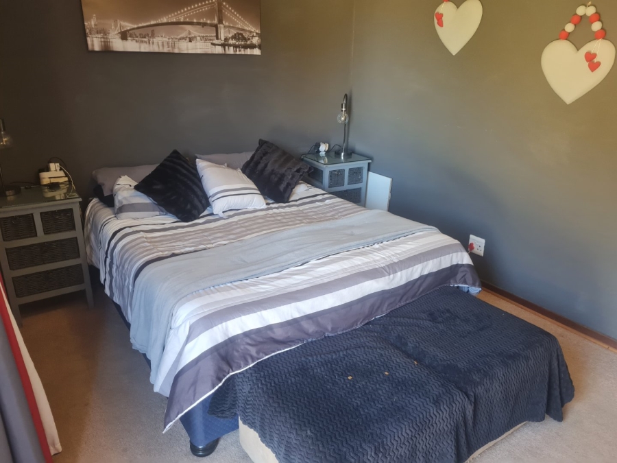 5 Bedroom Property for Sale in Fauna Free State